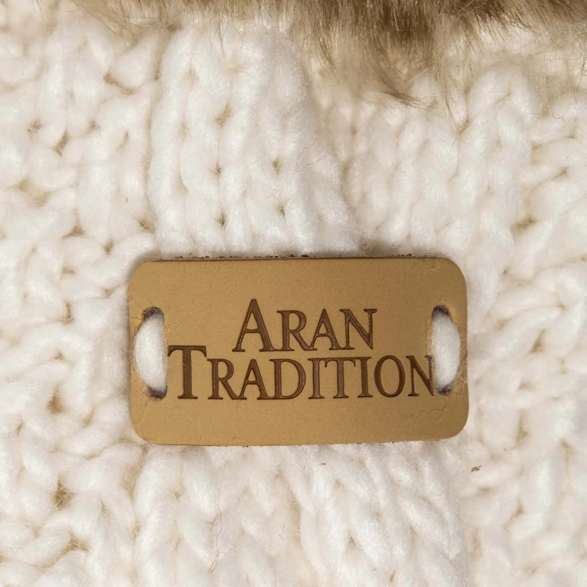 Aran Cable Fur Trim Mittens