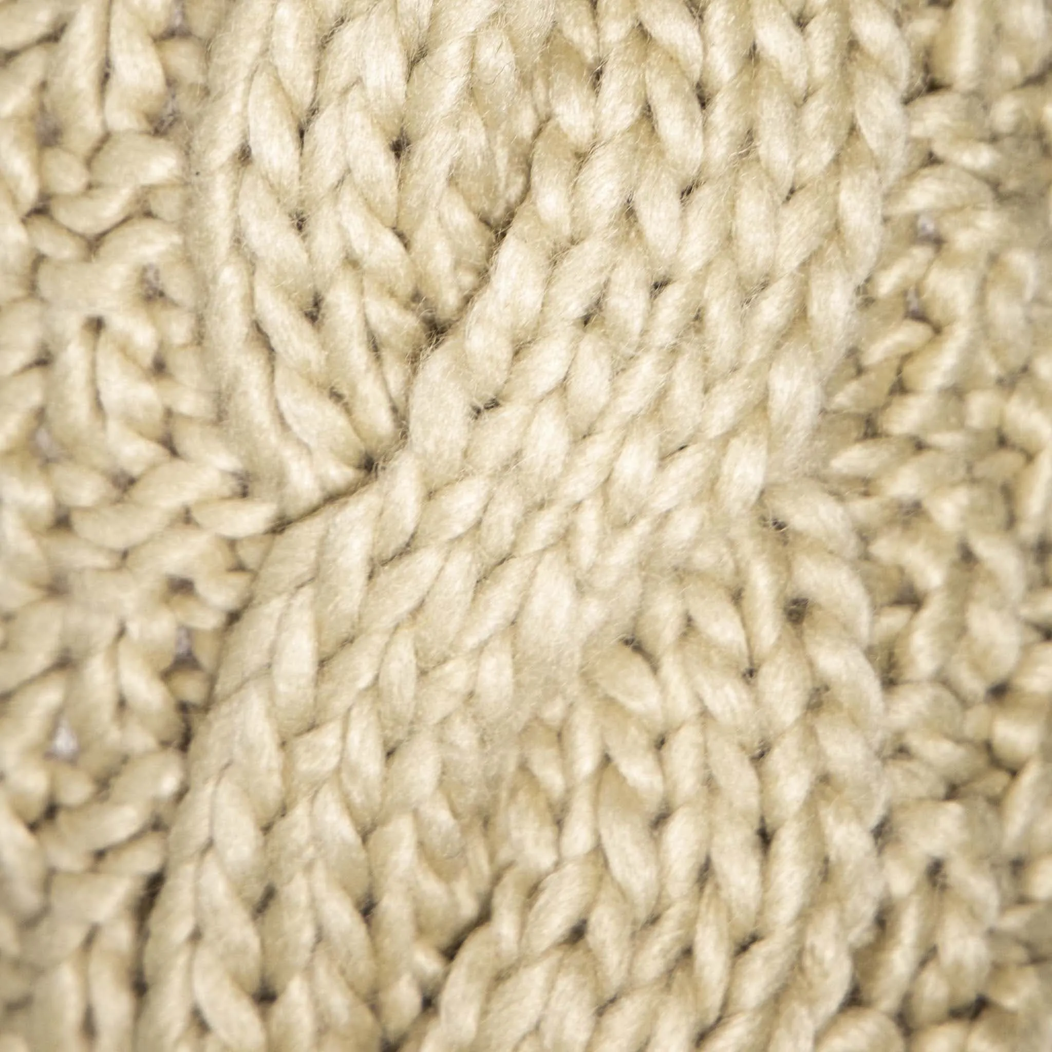 Aran Cable Fur Trim Mittens
