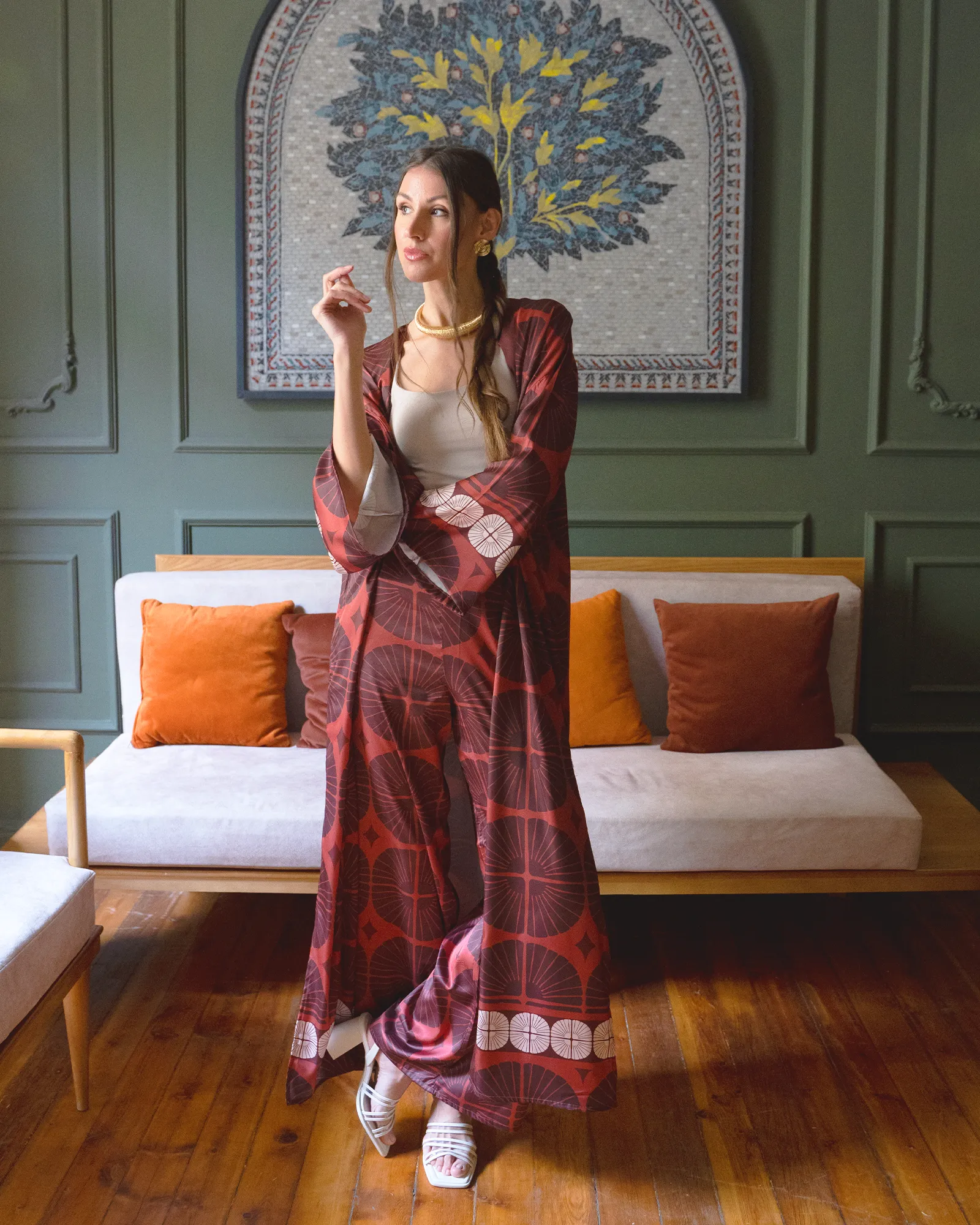 Brown Dahlia Kimono