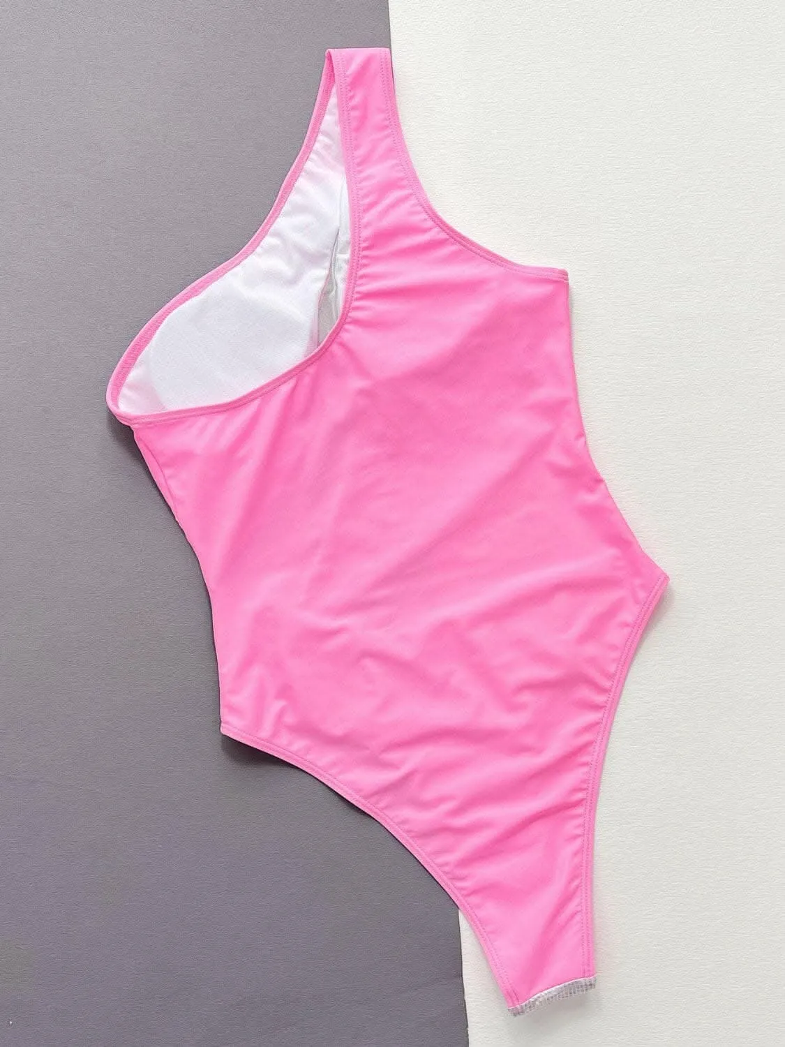 Chic contrast panel swimsuit