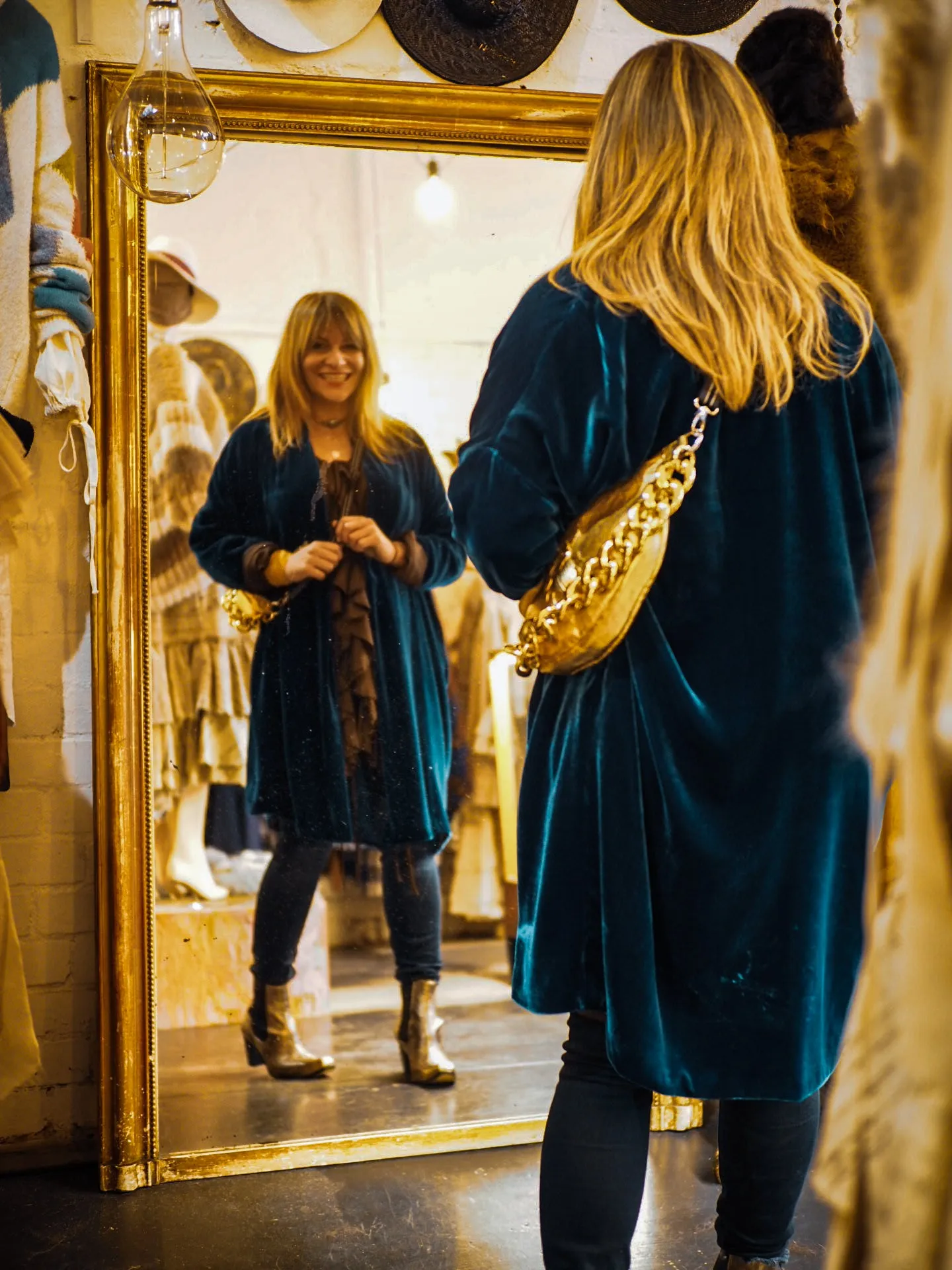 Cocoon coat (silk Velvet)- Rose Wood