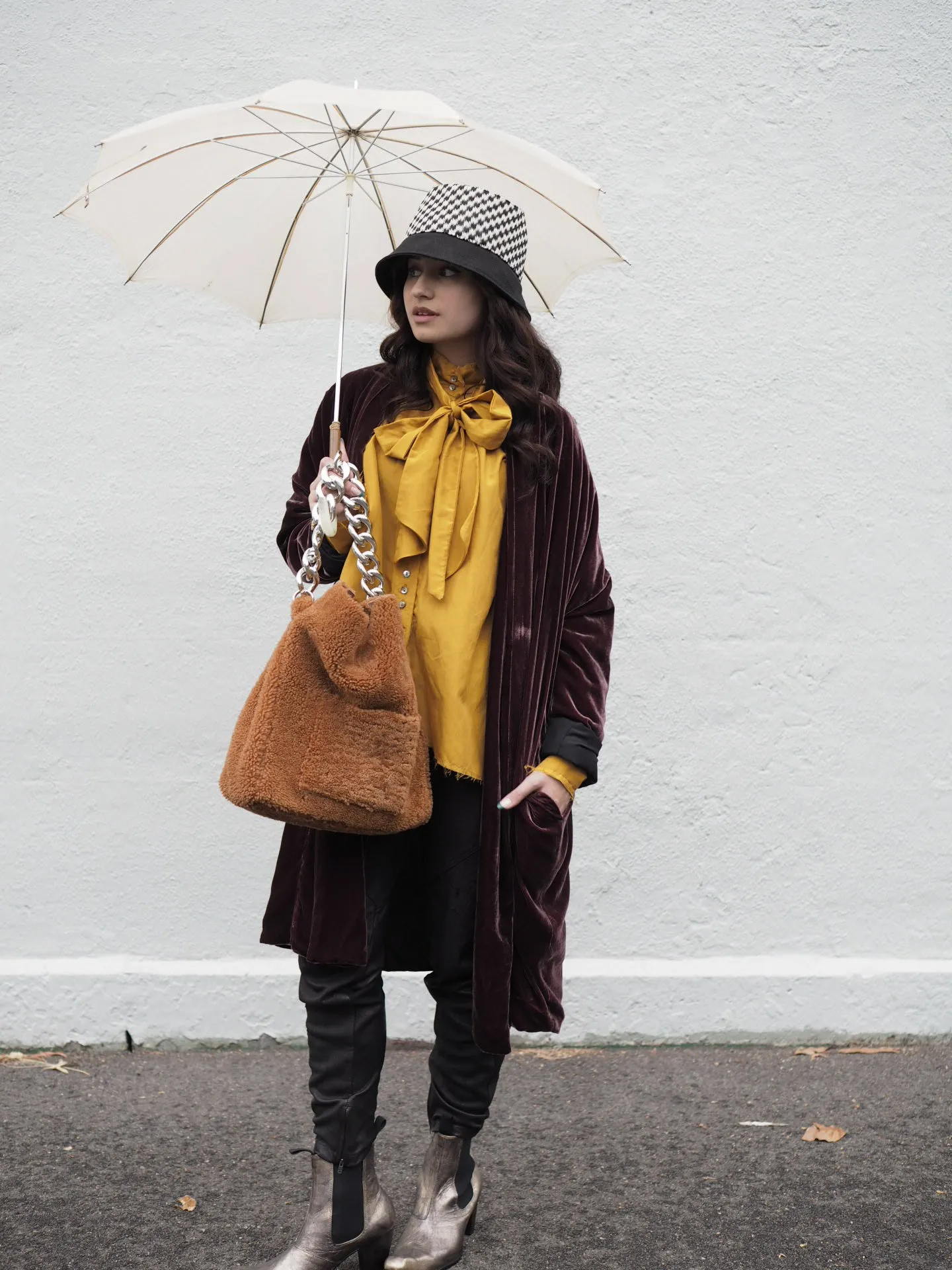 Cocoon coat (silk Velvet)- Rose Wood