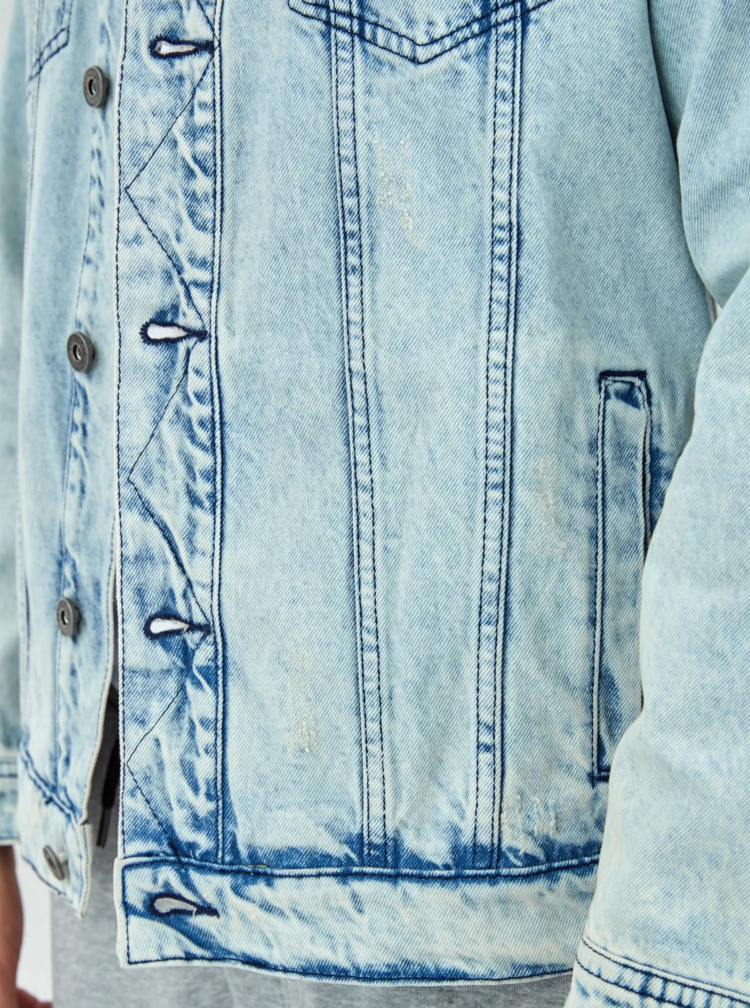 DENIM JACKET