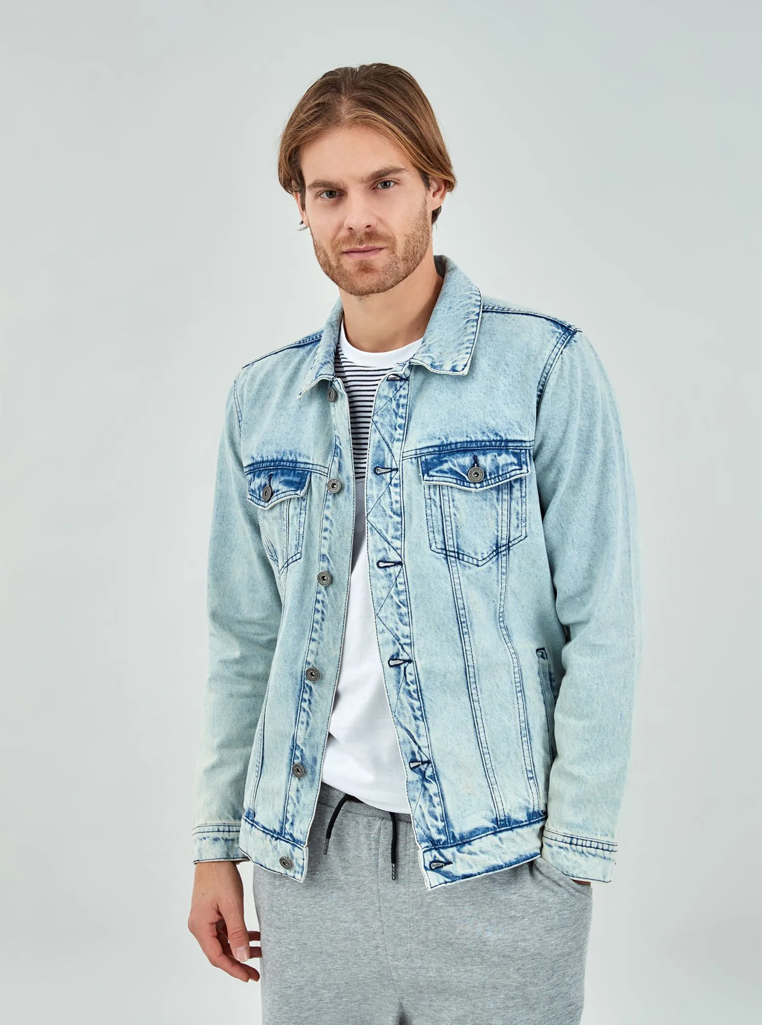 DENIM JACKET