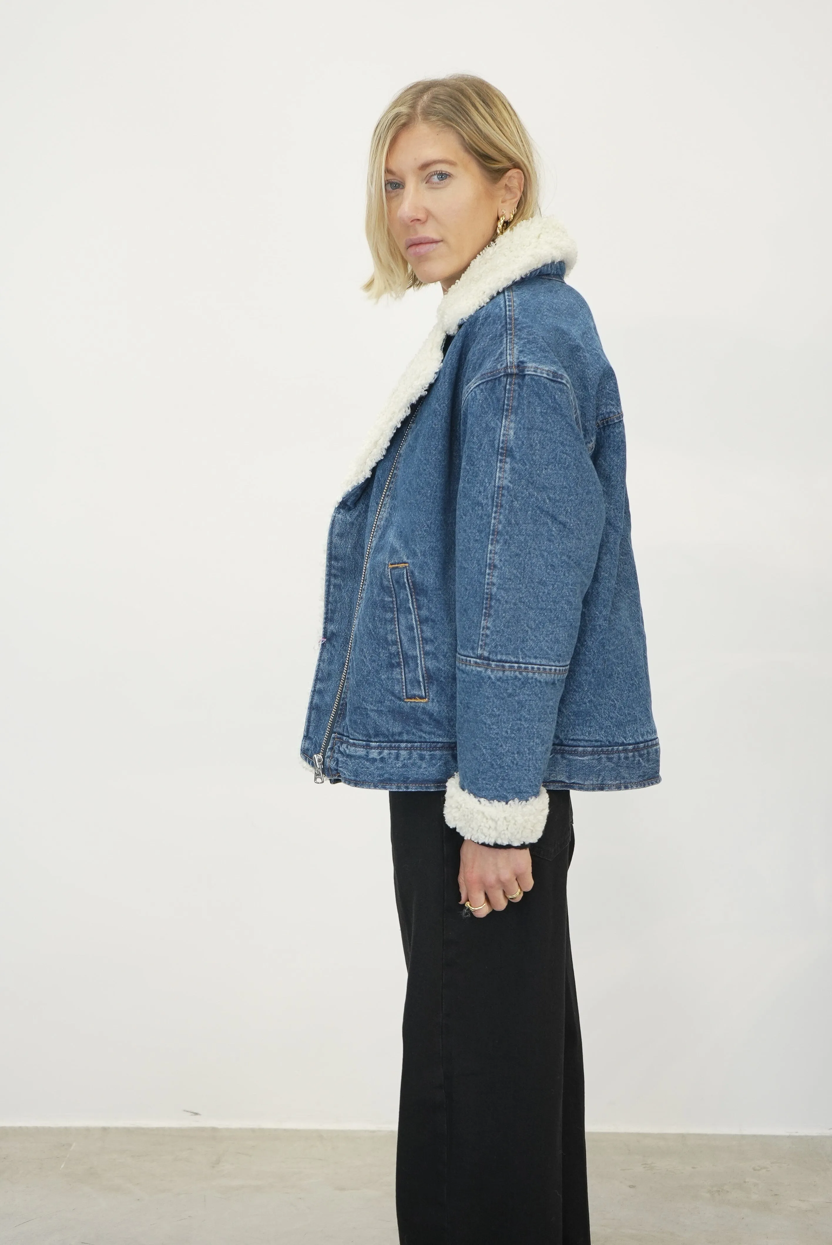SHERPA FLIGHT JACKET