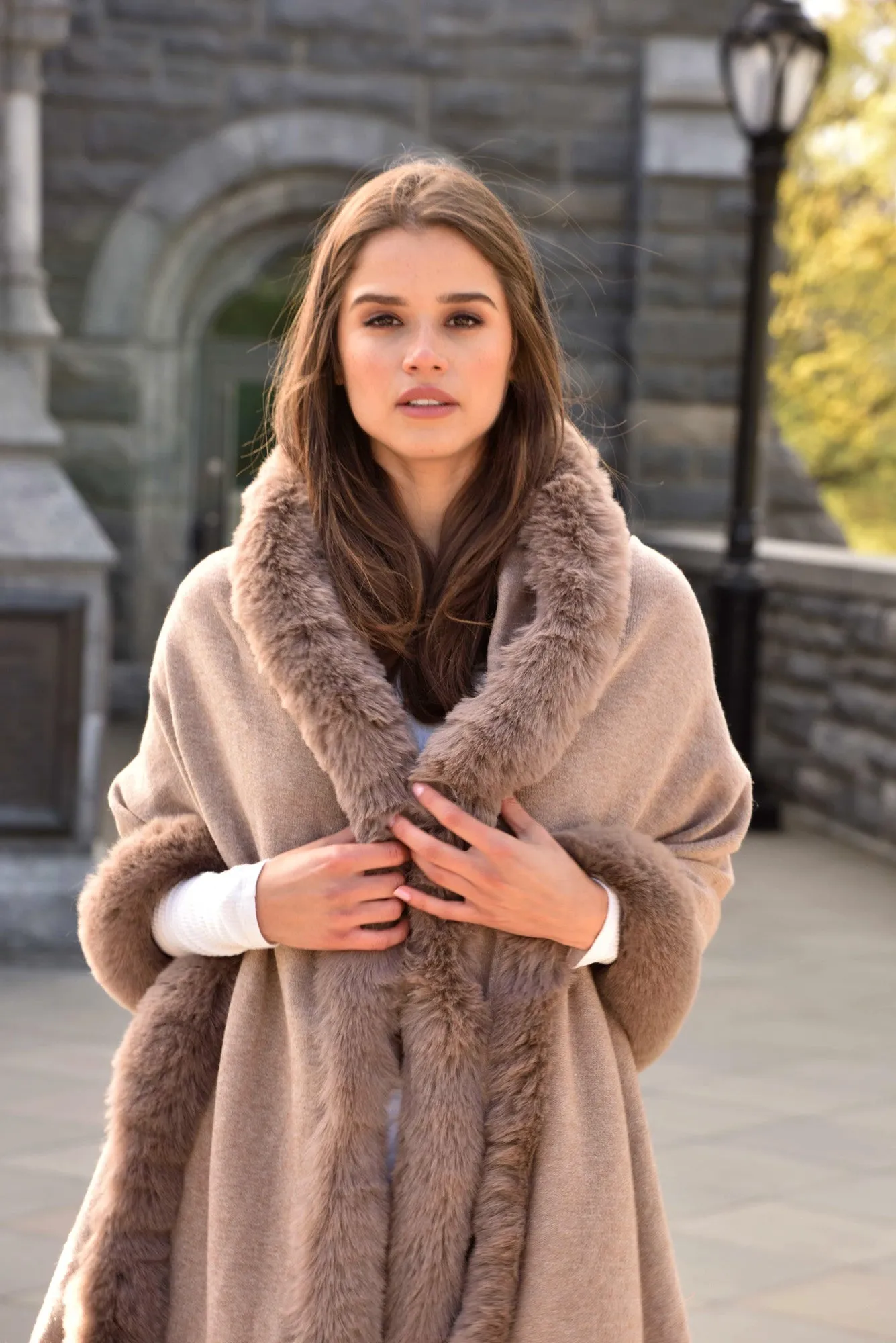 Wrap with Hood & Faux Fur Trim - Oatmeal